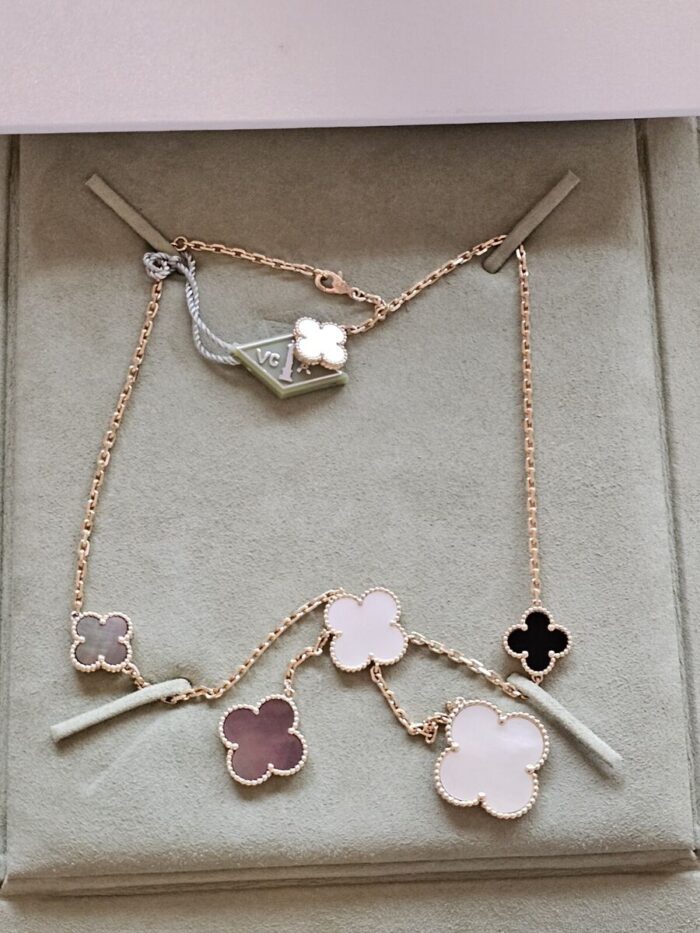 Van Cleef & Arpels Magic Alhambra Chain - Image 4