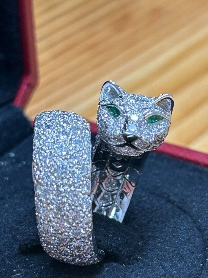 Cartier High Jewelry Panther Ring - Image 3