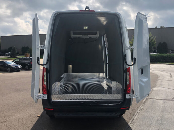 Mercedes-Benz eSprinter Refrigerated Van - Image 5